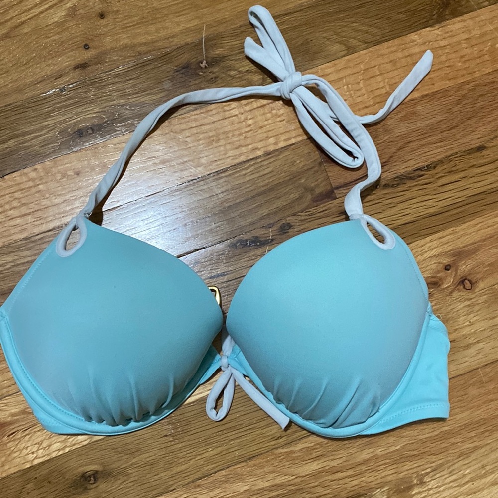 Light blue gorgeous push-up bikini top